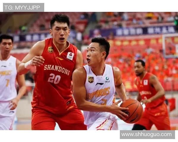 CBA精彩回放山东队对阵福建队的激烈比赛全程录像分析